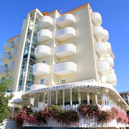 Salus Smart & Chic Hotel Лидо ди Йезоло Екстериор снимка