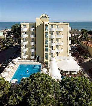 Salus Smart & Chic Hotel Лидо ди Йезоло Екстериор снимка